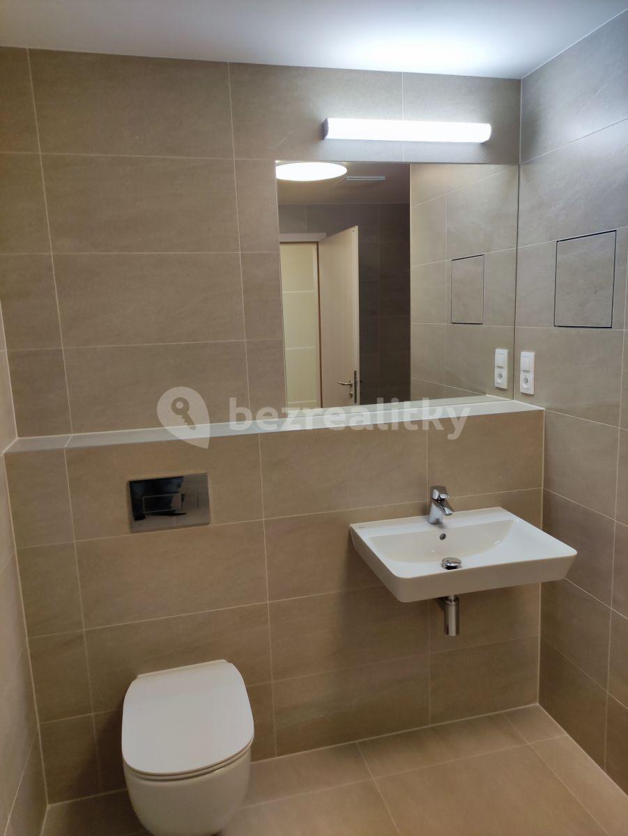 Prenájom bytu 1-izbový 36 m², Saarinenova, Praha, Praha