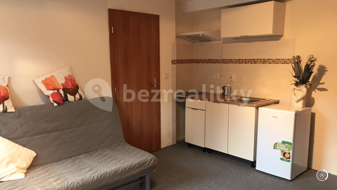 Prenájom bytu Garsoniéra 16 m², K Ovčínu, Praha, Praha