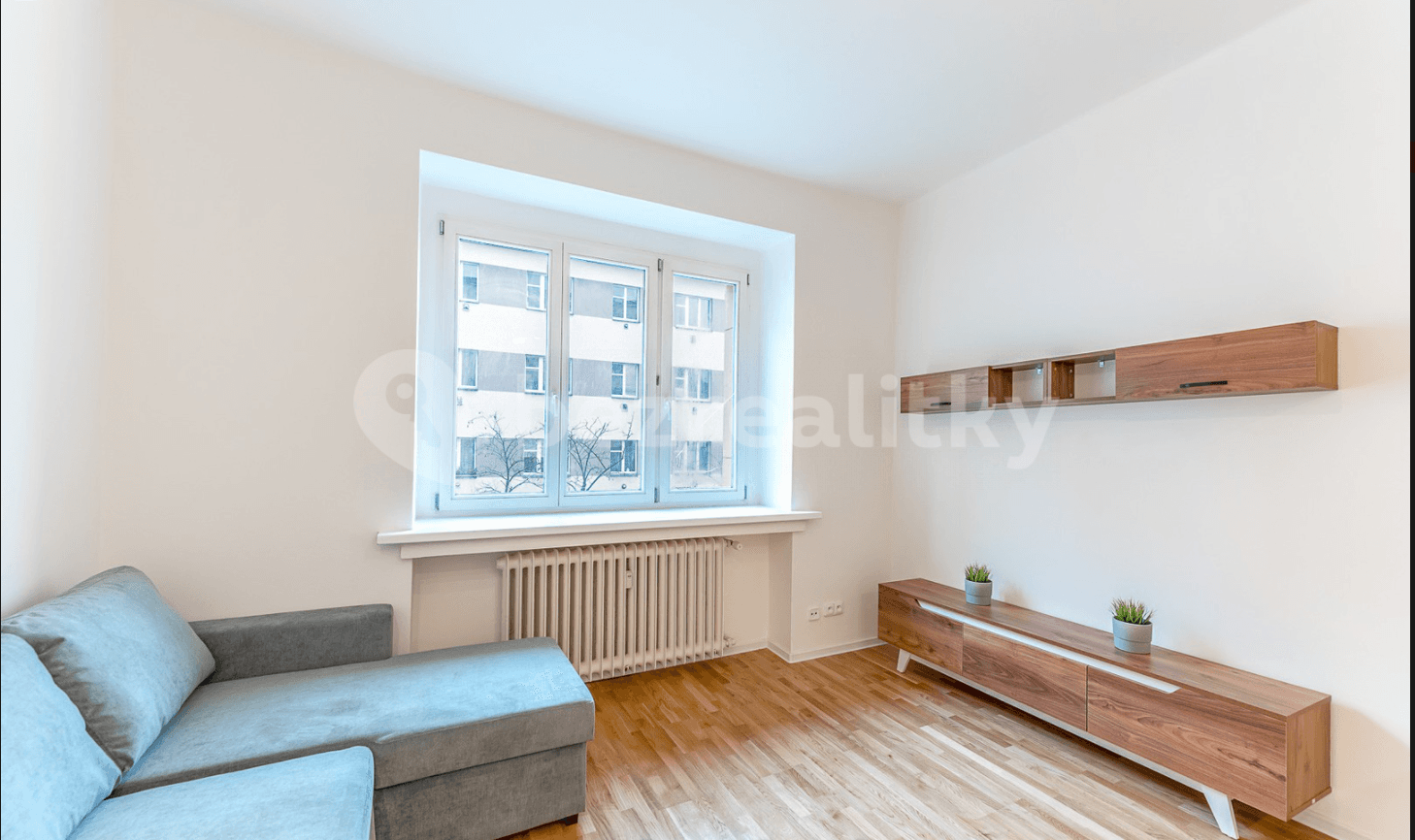 Prenájom bytu 2-izbový 53 m², Lucemburská, Praha, Praha