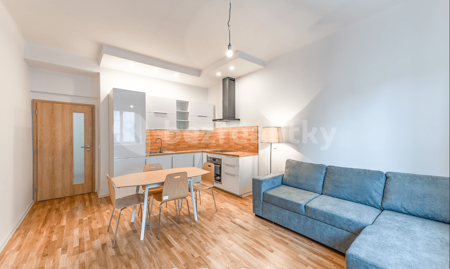 Prenájom bytu 2-izbový 53 m², Lucemburská, Praha, Praha