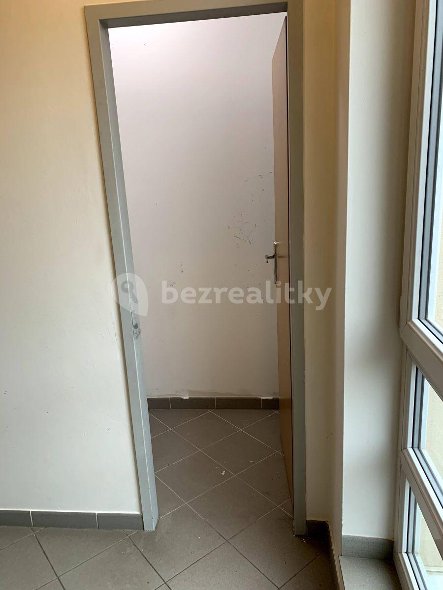 Prenájom bytu 2-izbový 48 m², Budapešťská, Praha, Praha