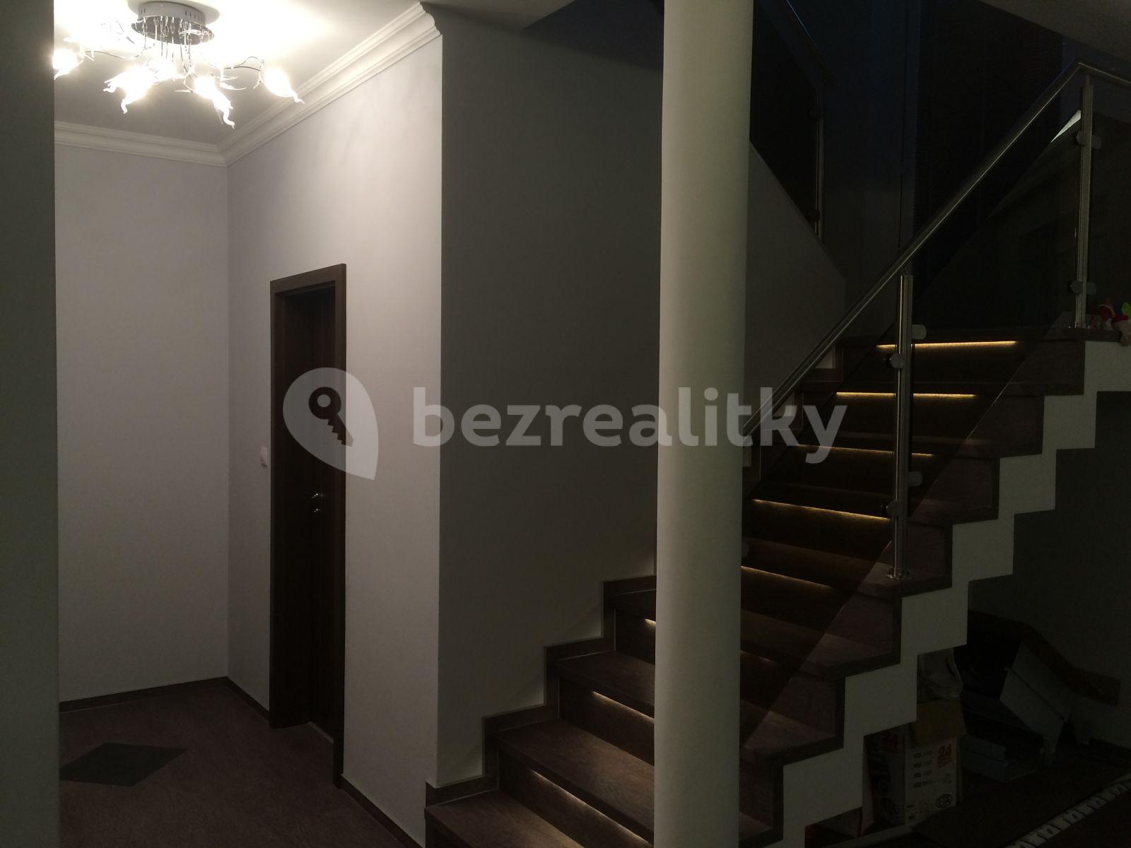 Prenájom domu 140 m², pozemek 300 m², Pod Vrchem, Jenišov, Karlovarský kraj