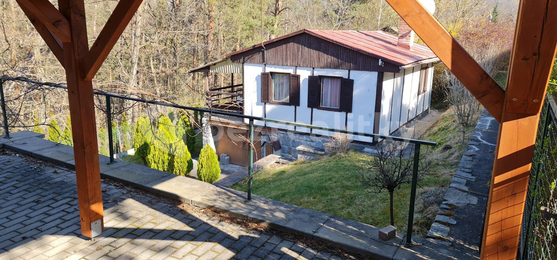 Predaj rekreačného objektu 61 m², pozemek 402 m², Slapy, Středočeský kraj