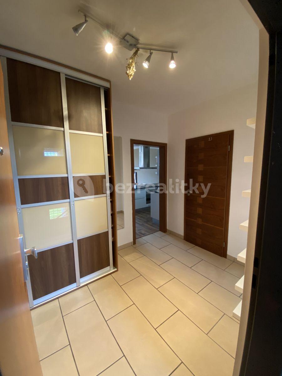 Prenájom bytu 1-izbový 54 m², Litoměřická, Praha, Praha