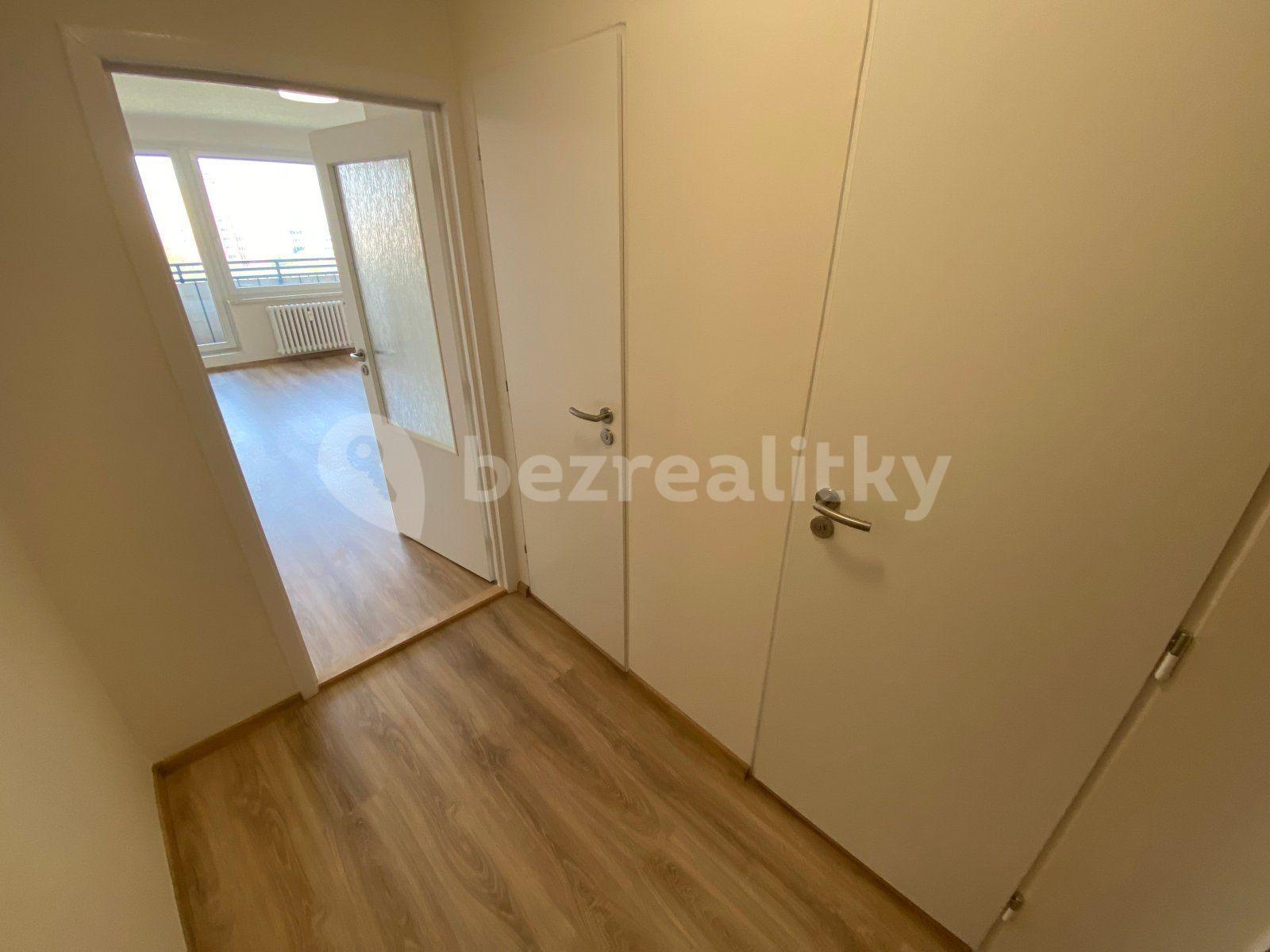 Prenájom bytu 1-izbový 28 m², Okružní, Orlová, Moravskoslezský kraj