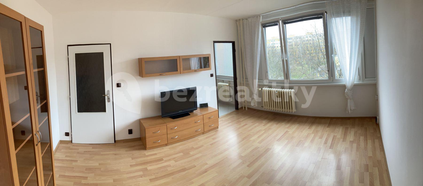 Prenájom bytu 1-izbový 30 m², Varnsdorfská, Praha, Praha