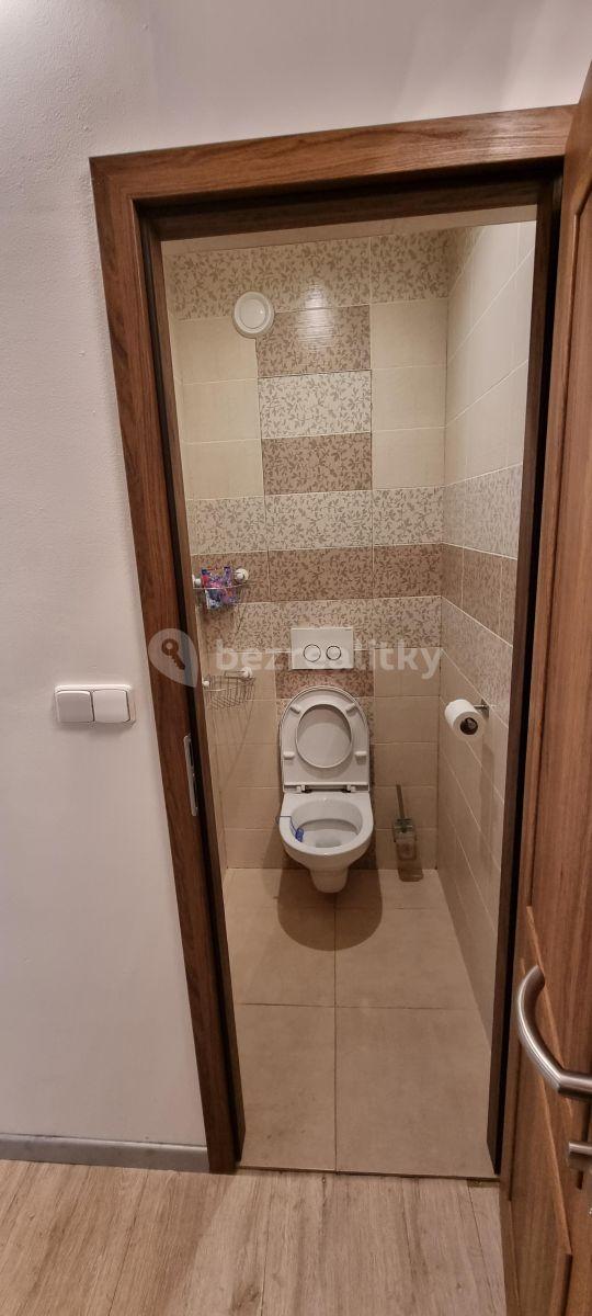 Prenájom bytu 4-izbový 94 m², U Kamýku, Praha, Praha