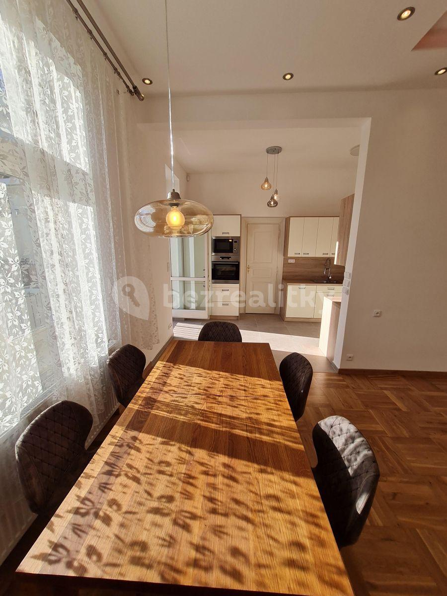 Prenájom bytu 2-izbový 91 m², Na Zderaze, Praha, Praha