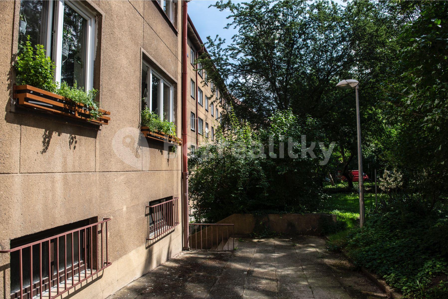 Prenájom bytu 2-izbový 53 m², Patočkova, Praha, Praha