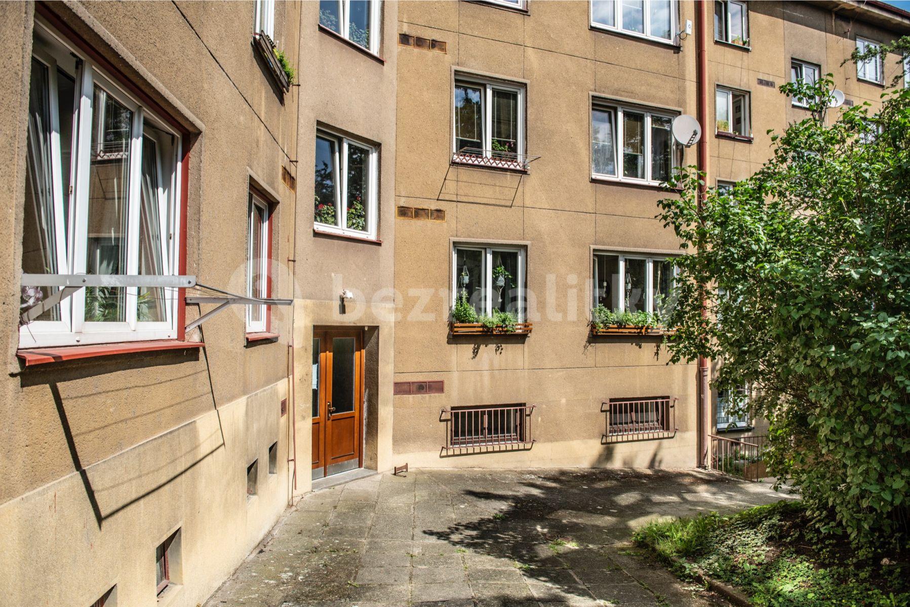 Prenájom bytu 2-izbový 53 m², Patočkova, Praha, Praha