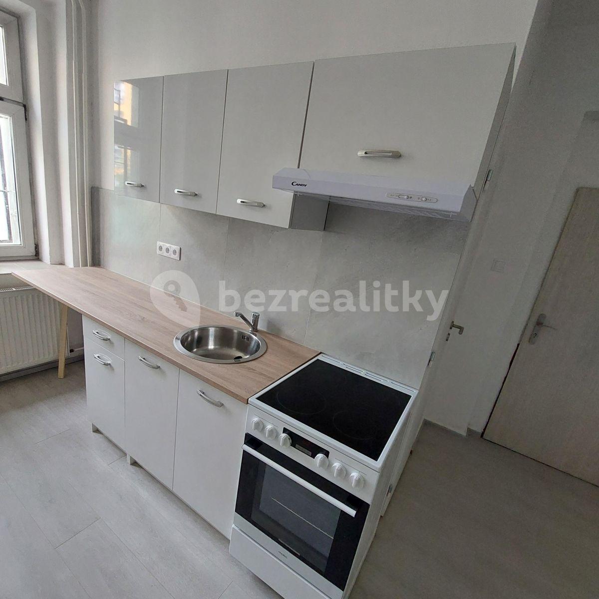 Prenájom bytu 1-izbový 37 m², Masarykova, Ústí nad Labem, Ústecký kraj