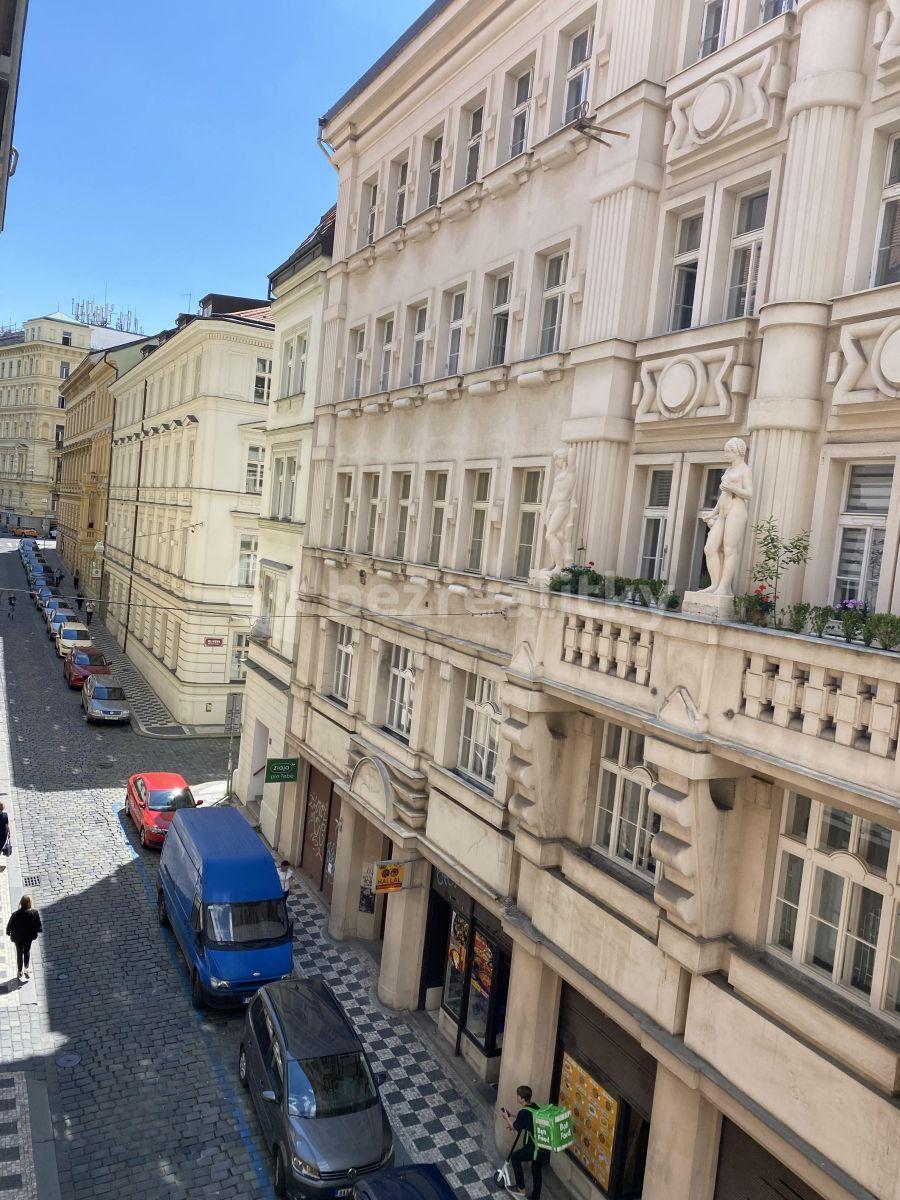 Prenájom bytu 2-izbový 56 m², Růžová, Praha, Praha