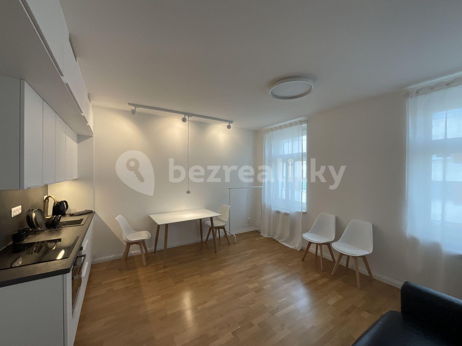 Prenájom bytu 1-izbový 27 m², Rubešova, Praha, Praha