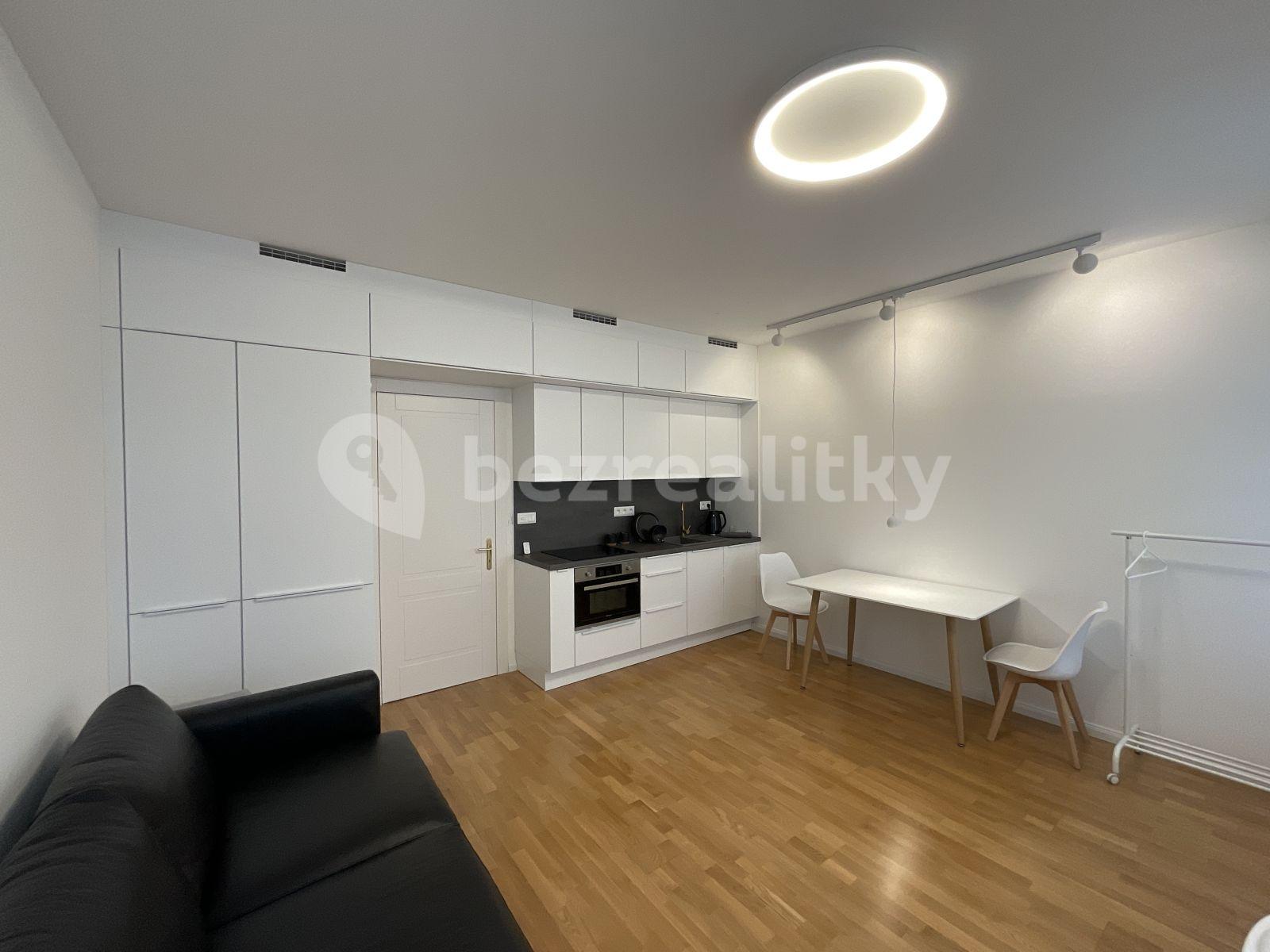 Prenájom bytu 1-izbový 27 m², Rubešova, Praha, Praha