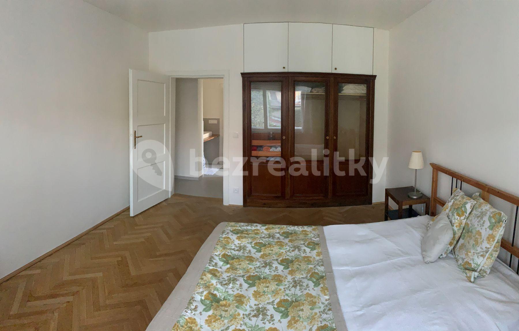 Prenájom bytu 4-izbový 88 m², Severozápadní Ⅴ, Praha, Praha