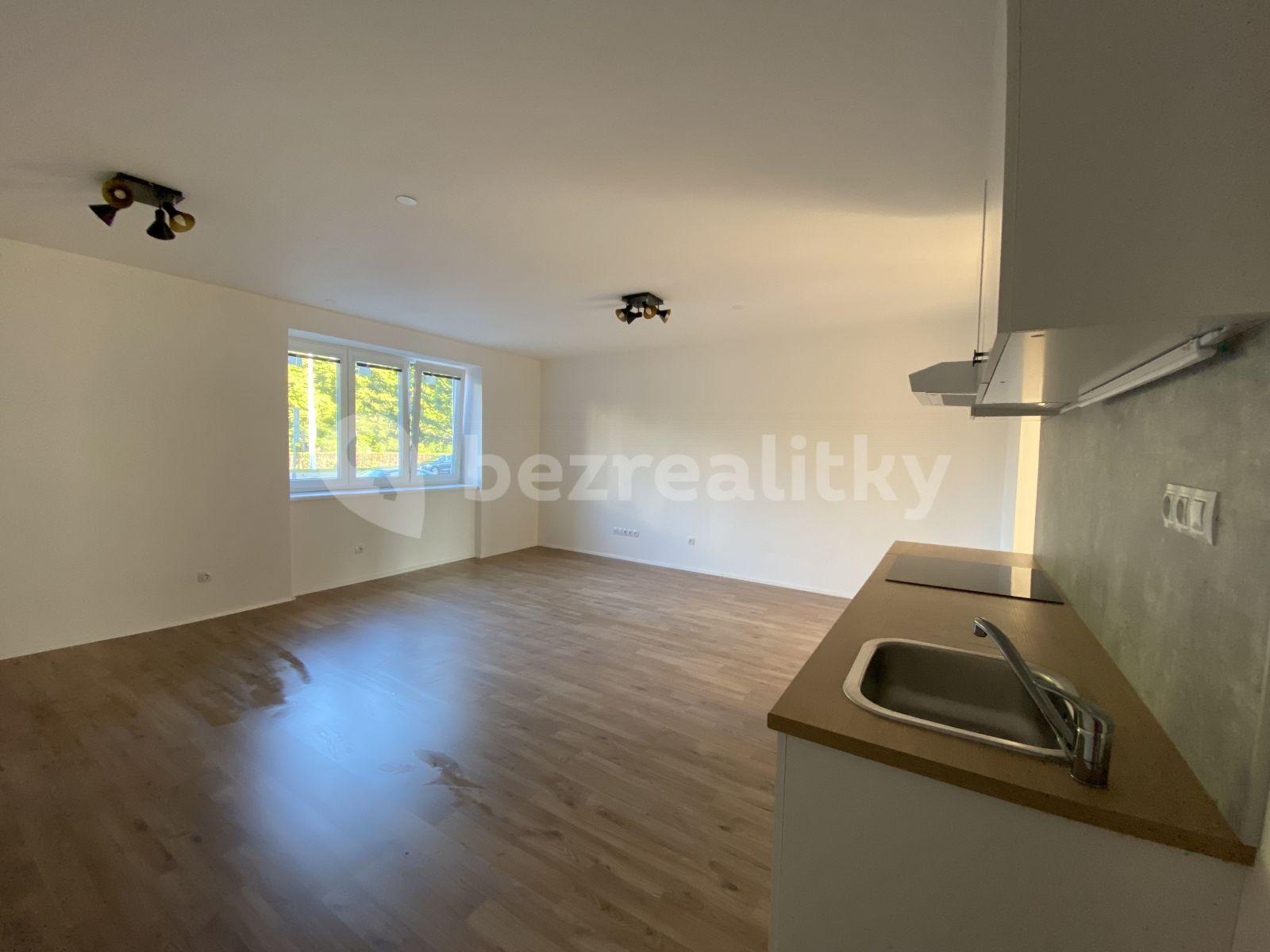 Prenájom bytu 2-izbový 58 m², Zborovské náměstí, Pardubice, Pardubický kraj