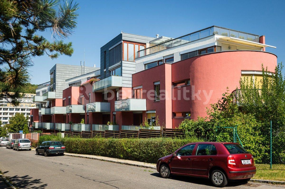 Prenájom bytu 2-izbový 55 m², Kotlářka, Praha, Praha