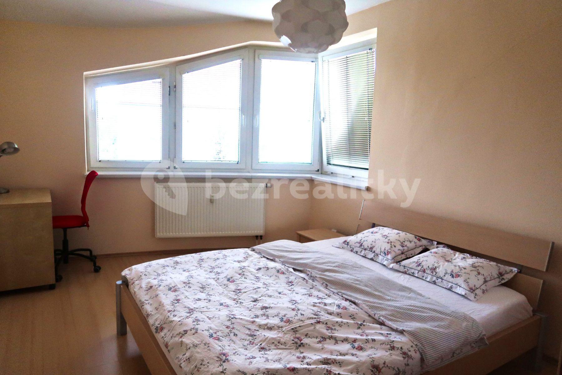 Predaj bytu 3-izbový 89 m², Kmochova, Hostivice, Středočeský kraj