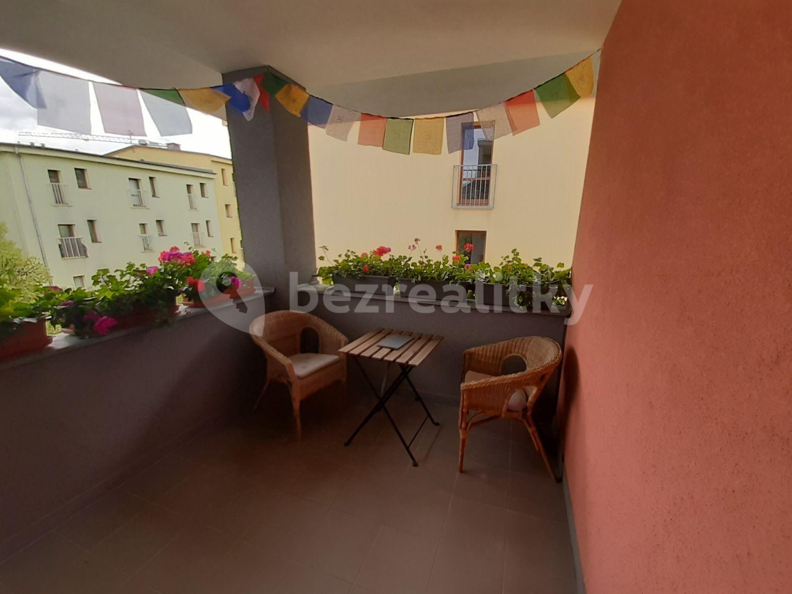 Predaj bytu 3-izbový 89 m², Kmochova, Hostivice, Středočeský kraj