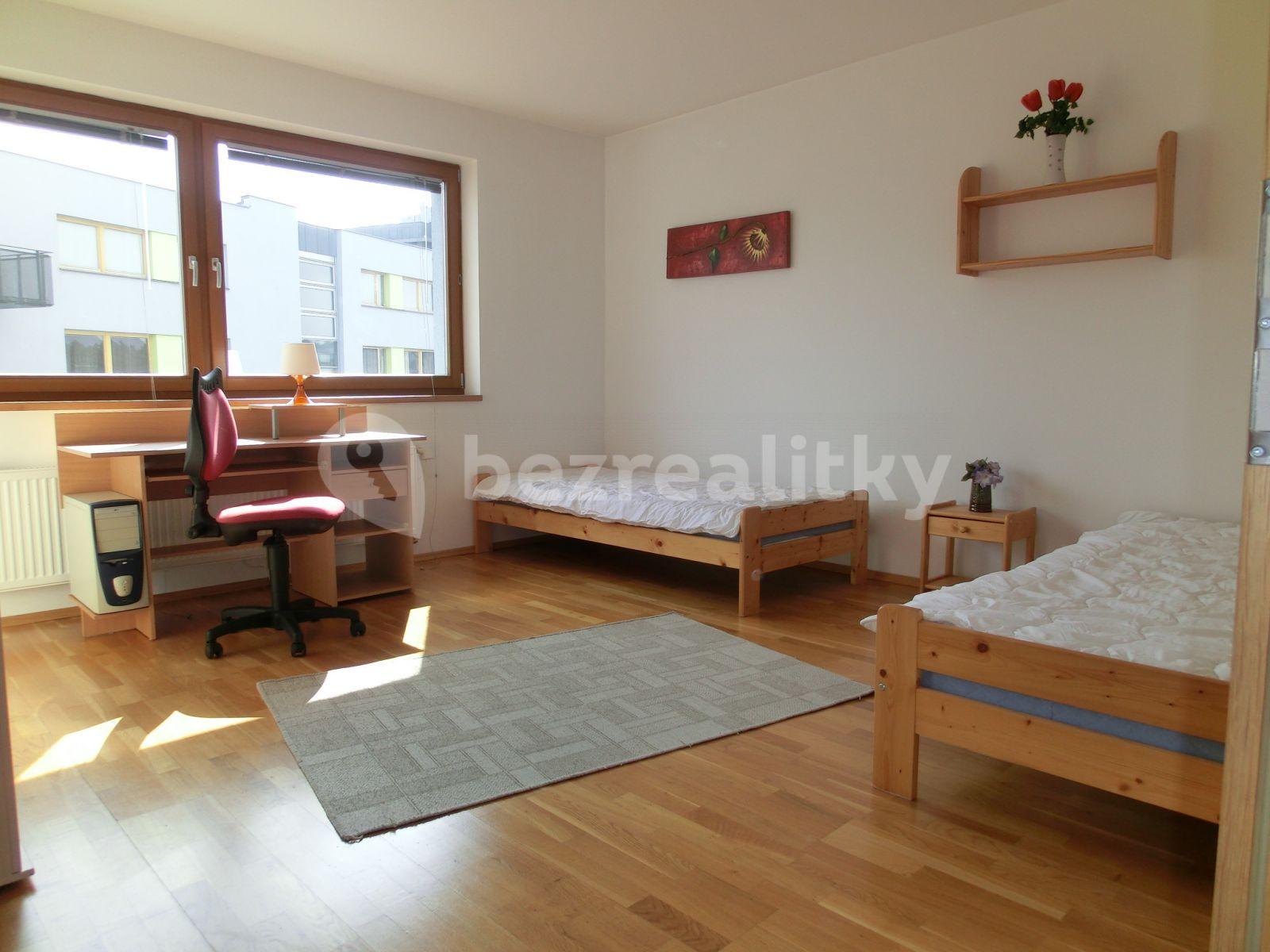 Prenájom bytu 3-izbový 110 m², Tibetská, Praha, Praha