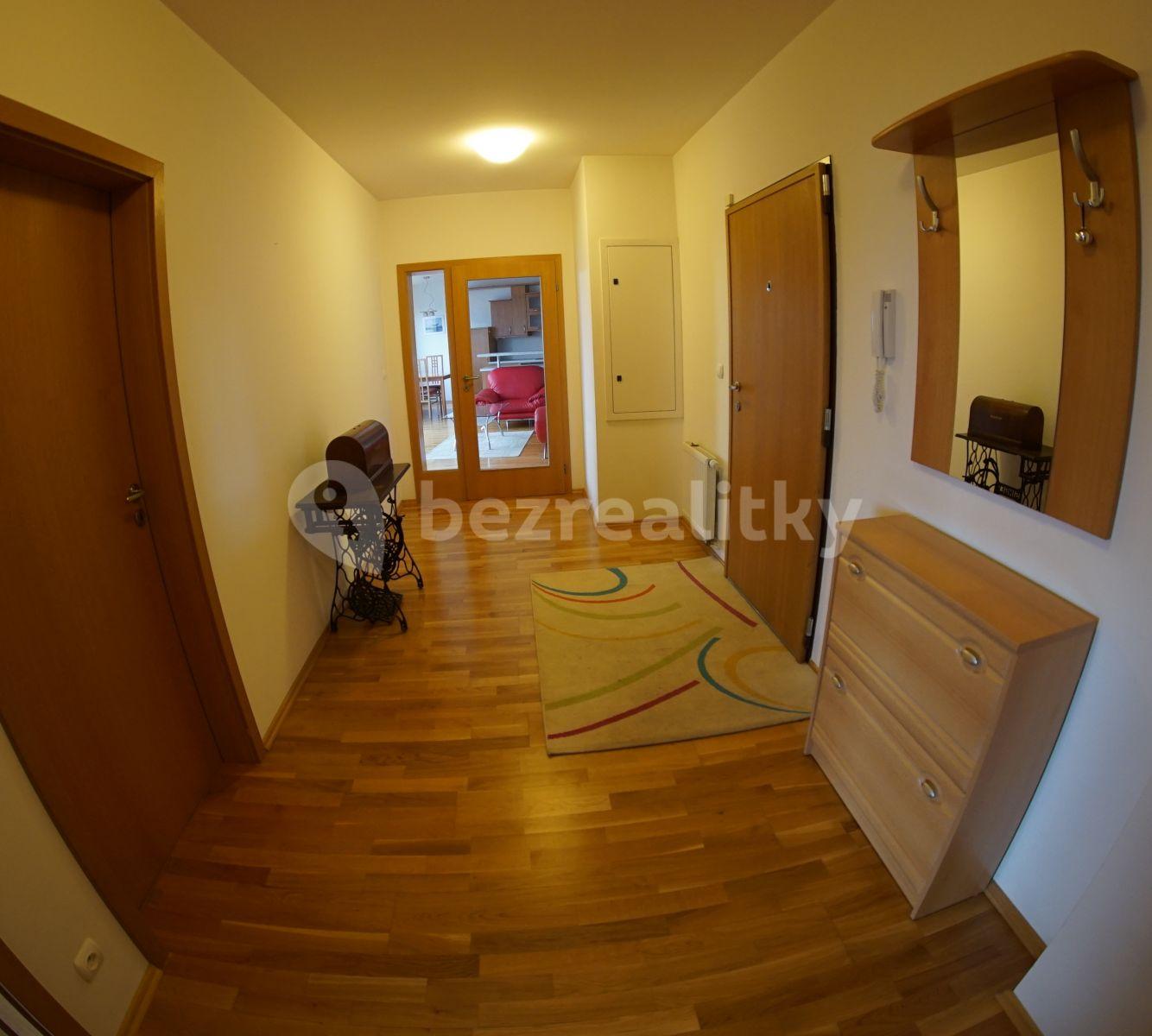 Prenájom bytu 3-izbový 110 m², Tibetská, Praha, Praha