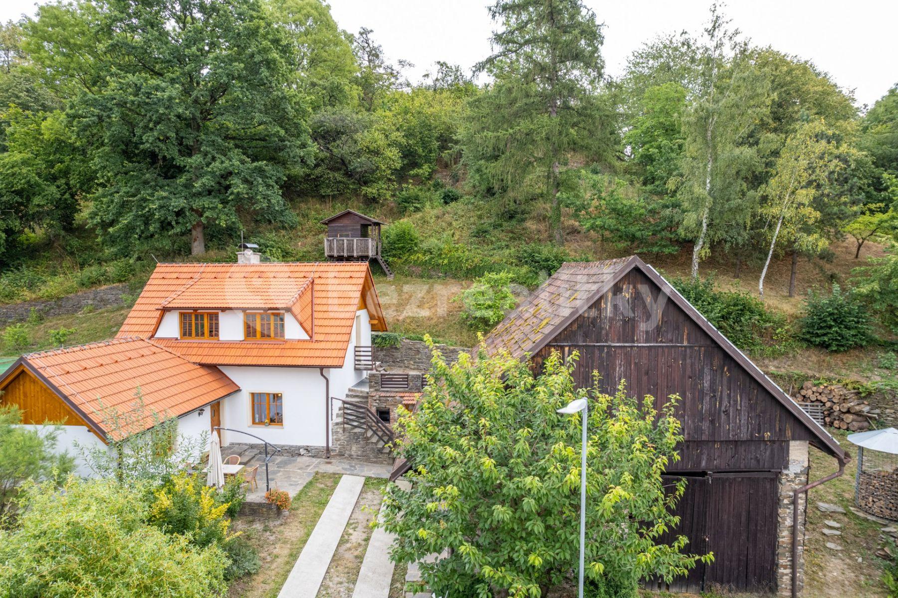 Predaj domu 127 m², pozemek 1.352 m², Semtěš, Středočeský kraj