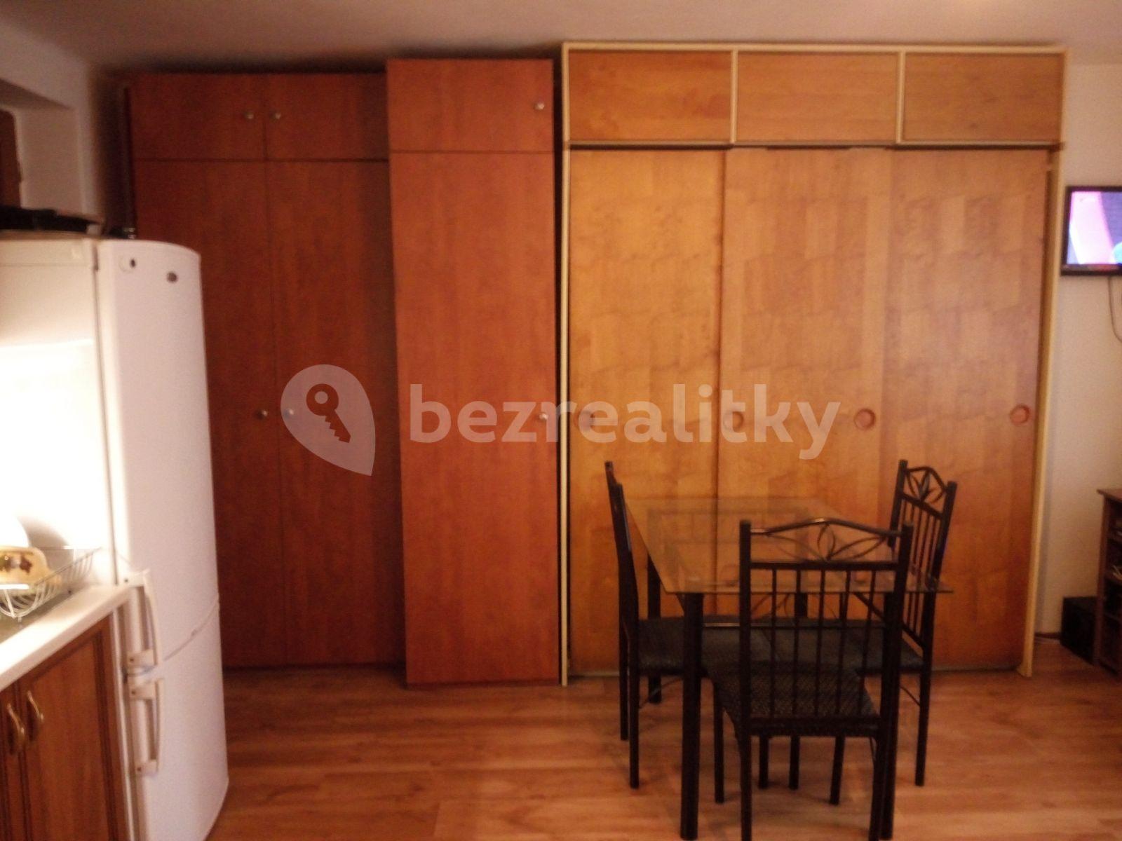 Prenájom bytu 1-izbový 32 m², Olomoucká, Brno, Jihomoravský kraj