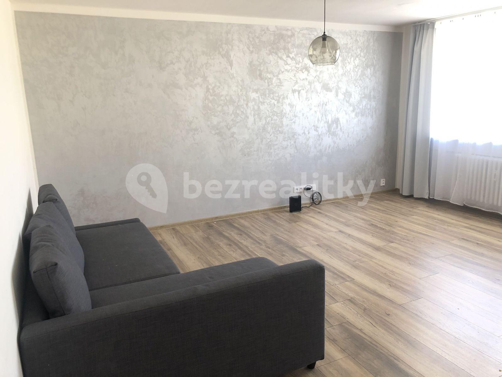 Prenájom bytu 3-izbový 69 m², Jičínská, Praha, Praha