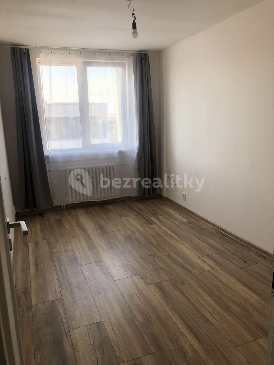 Prenájom bytu 3-izbový 69 m², Jičínská, Praha, Praha