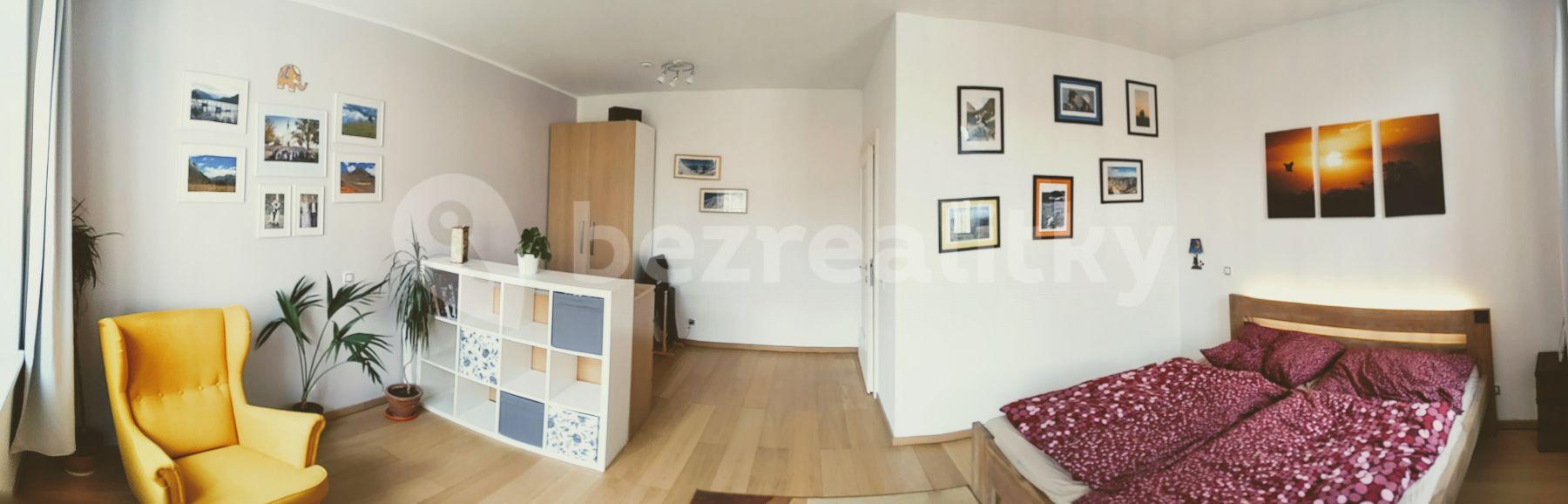 Prenájom bytu 3-izbový 92 m², Příční, Brno, Jihomoravský kraj