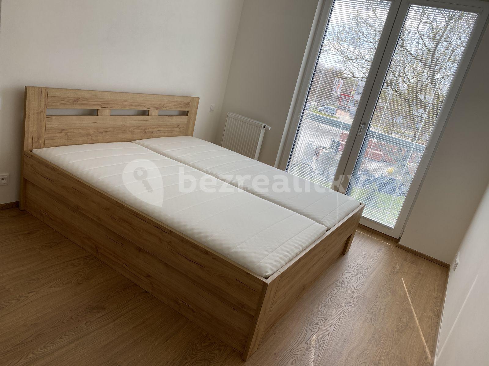 Prenájom bytu 2-izbový 63 m², Stochovská, Praha, Praha