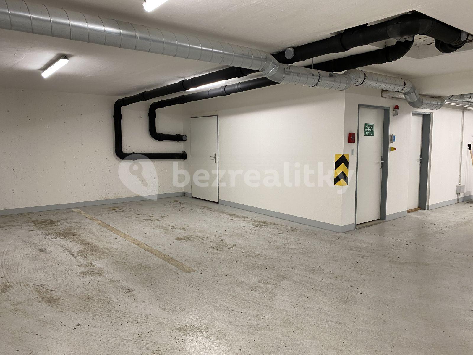 Prenájom bytu 2-izbový 63 m², Stochovská, Praha, Praha