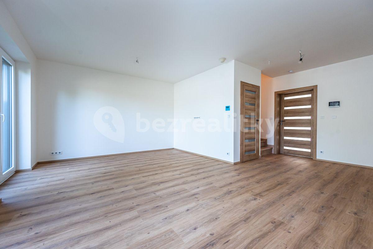 Predaj bytu 5-izbový 120 m², Dobříč, Středočeský kraj