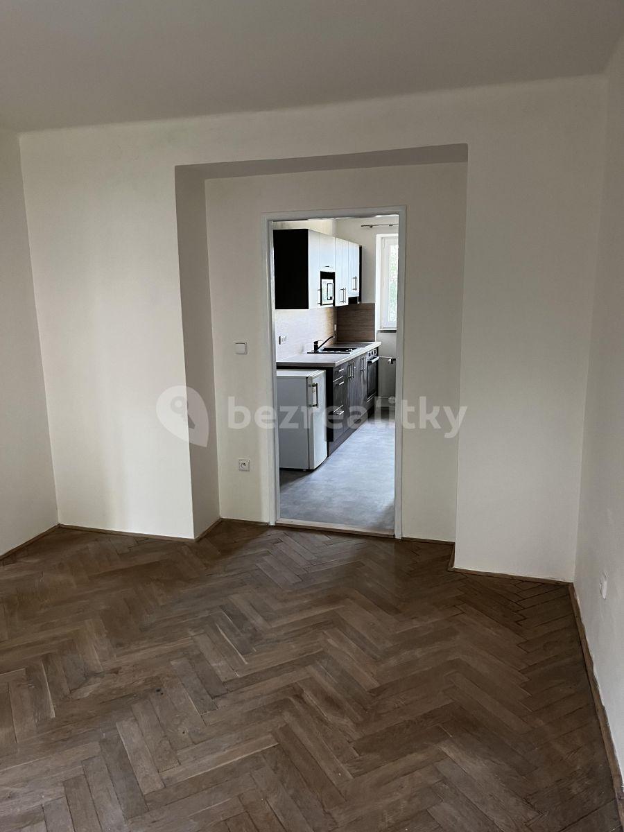 Prenájom bytu 2-izbový 51 m², Smetáčkova, Slaný, Středočeský kraj