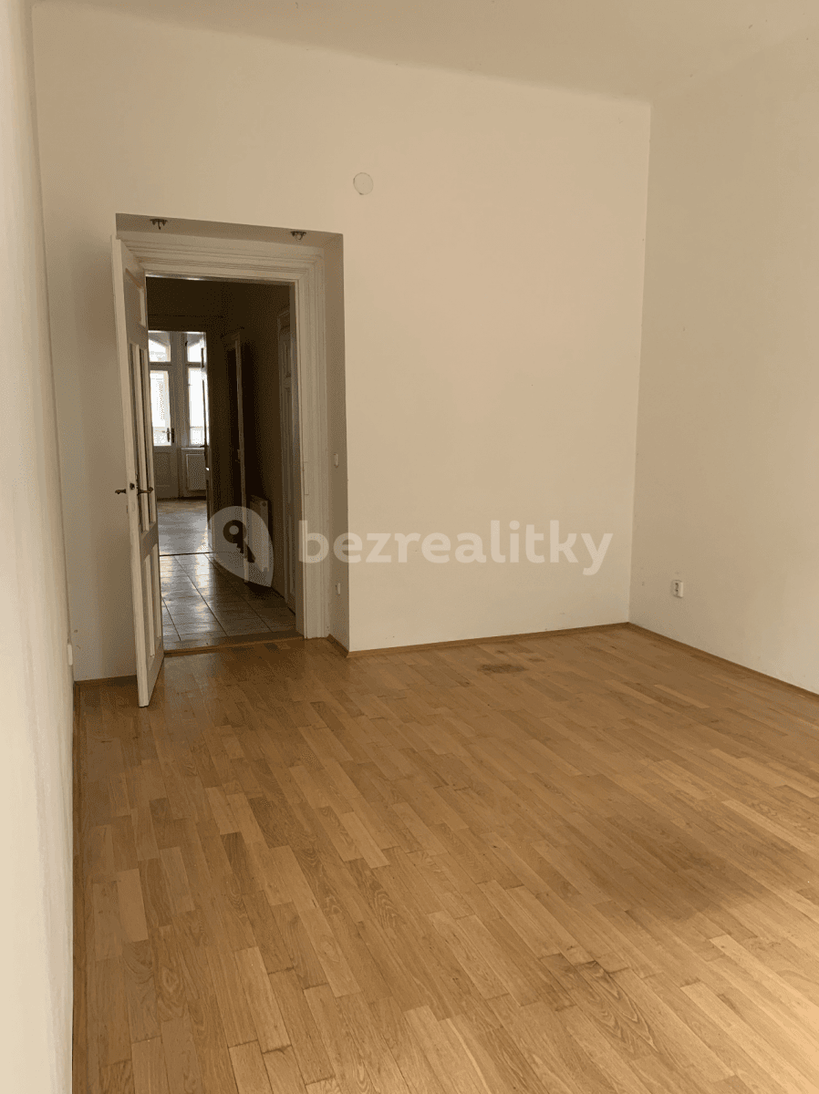 Prenájom bytu 2-izbový 55 m², Voroněžská, Praha, Praha