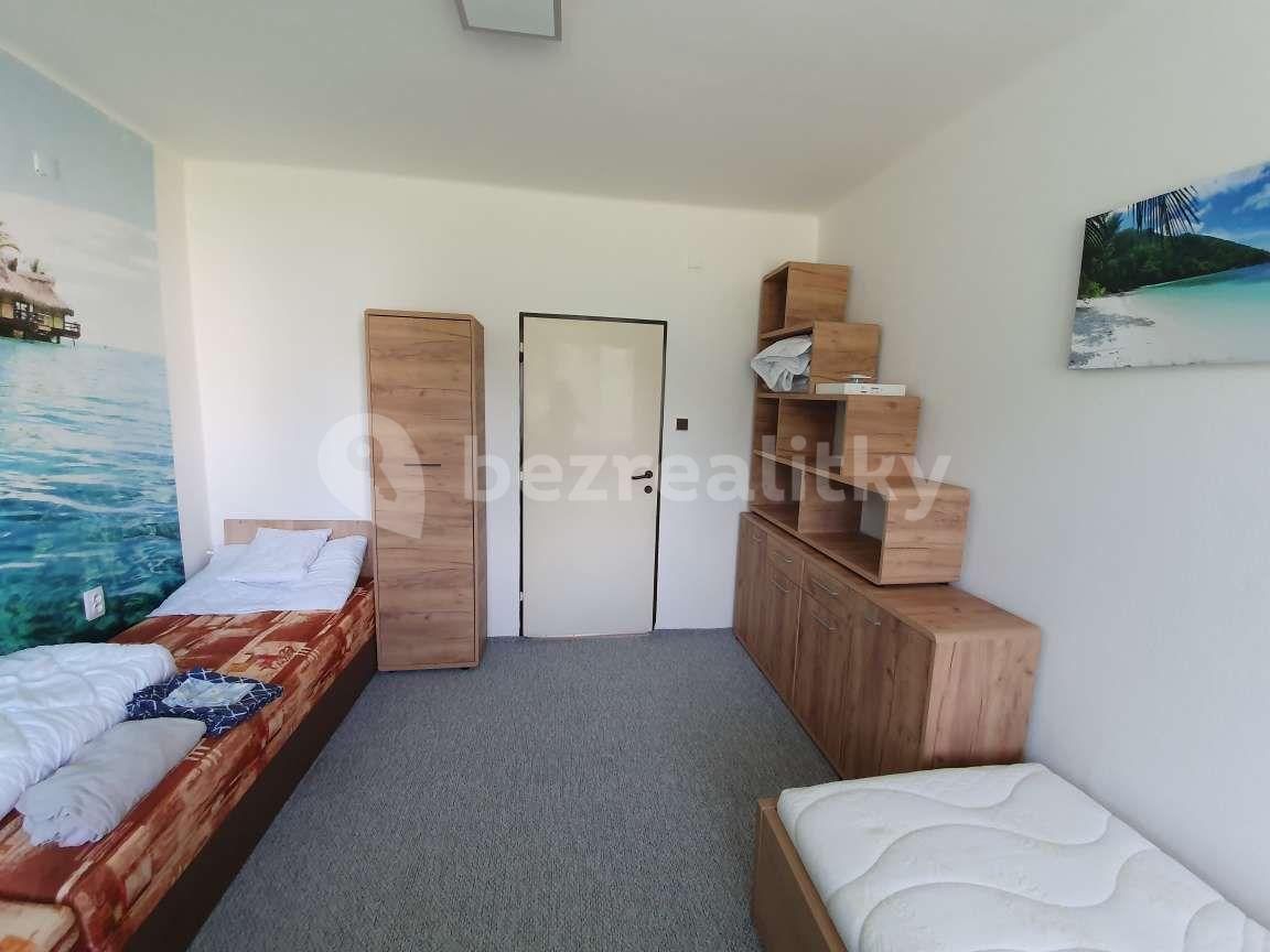 Prenájom bytu 2-izbový 65 m², Kamýcká, Praha, Praha