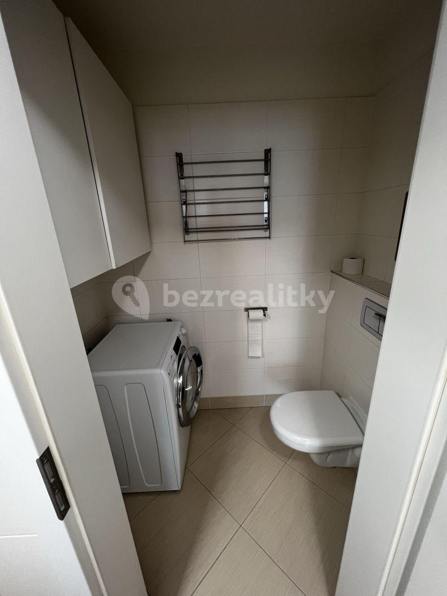 Prenájom bytu 1-izbový 40 m², Míšovická, Praha, Praha