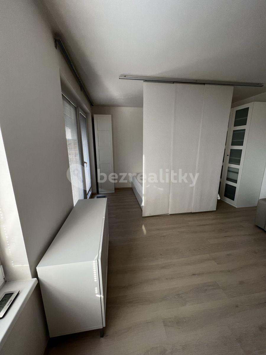 Prenájom bytu 1-izbový 40 m², Míšovická, Praha, Praha