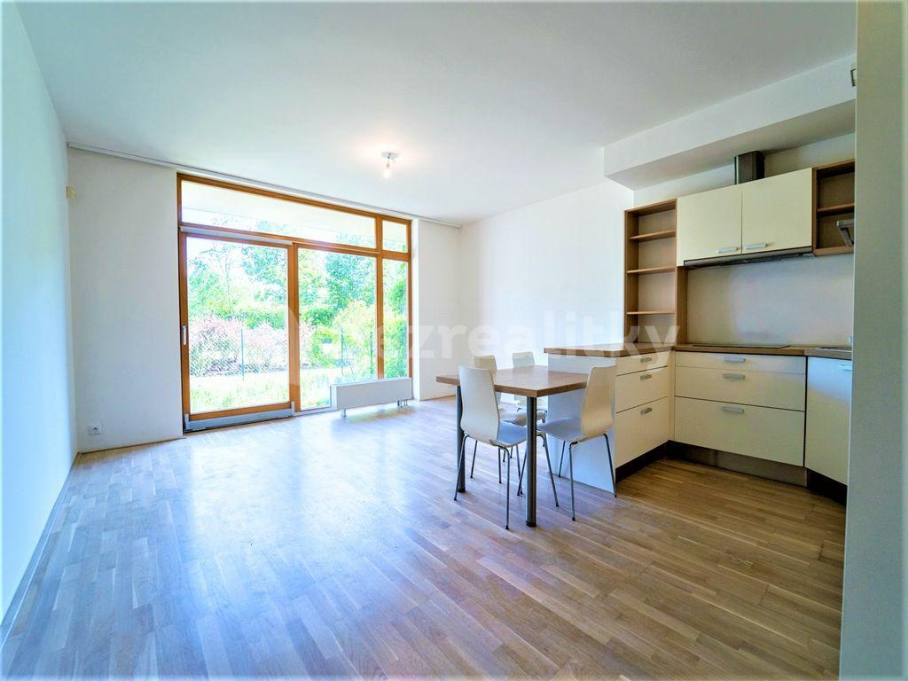 Prenájom bytu 1-izbový 77 m², K Lesu, Praha, Praha