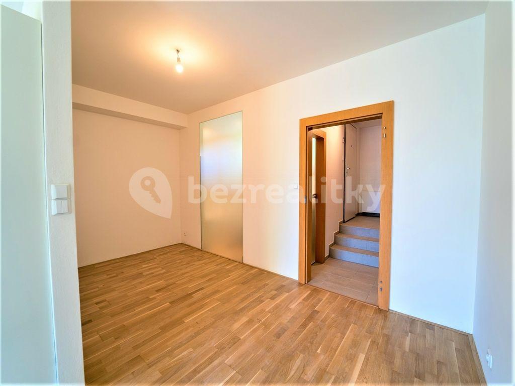 Prenájom bytu 1-izbový 77 m², K Lesu, Praha, Praha