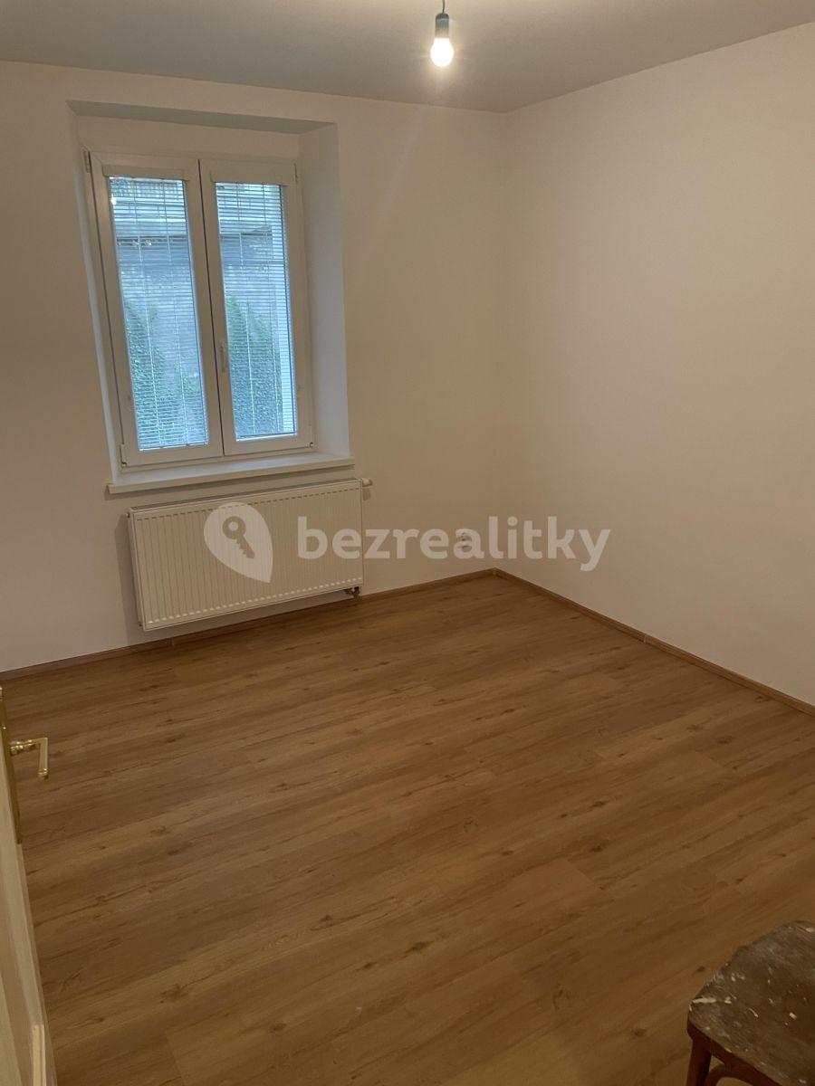 Prenájom bytu 3-izbový 83 m², Na Konvářce, Praha, Praha