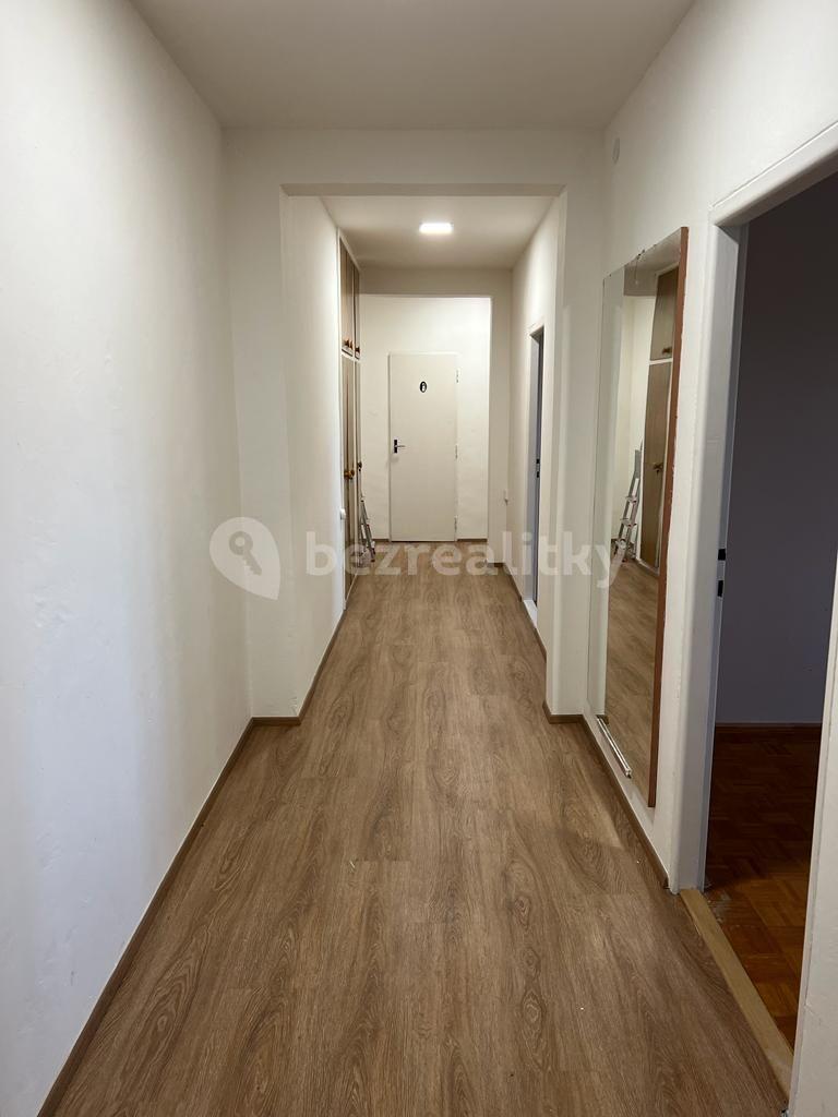 Prenájom bytu 2-izbový 72 m², Padělky III, Zlín, Zlínský kraj