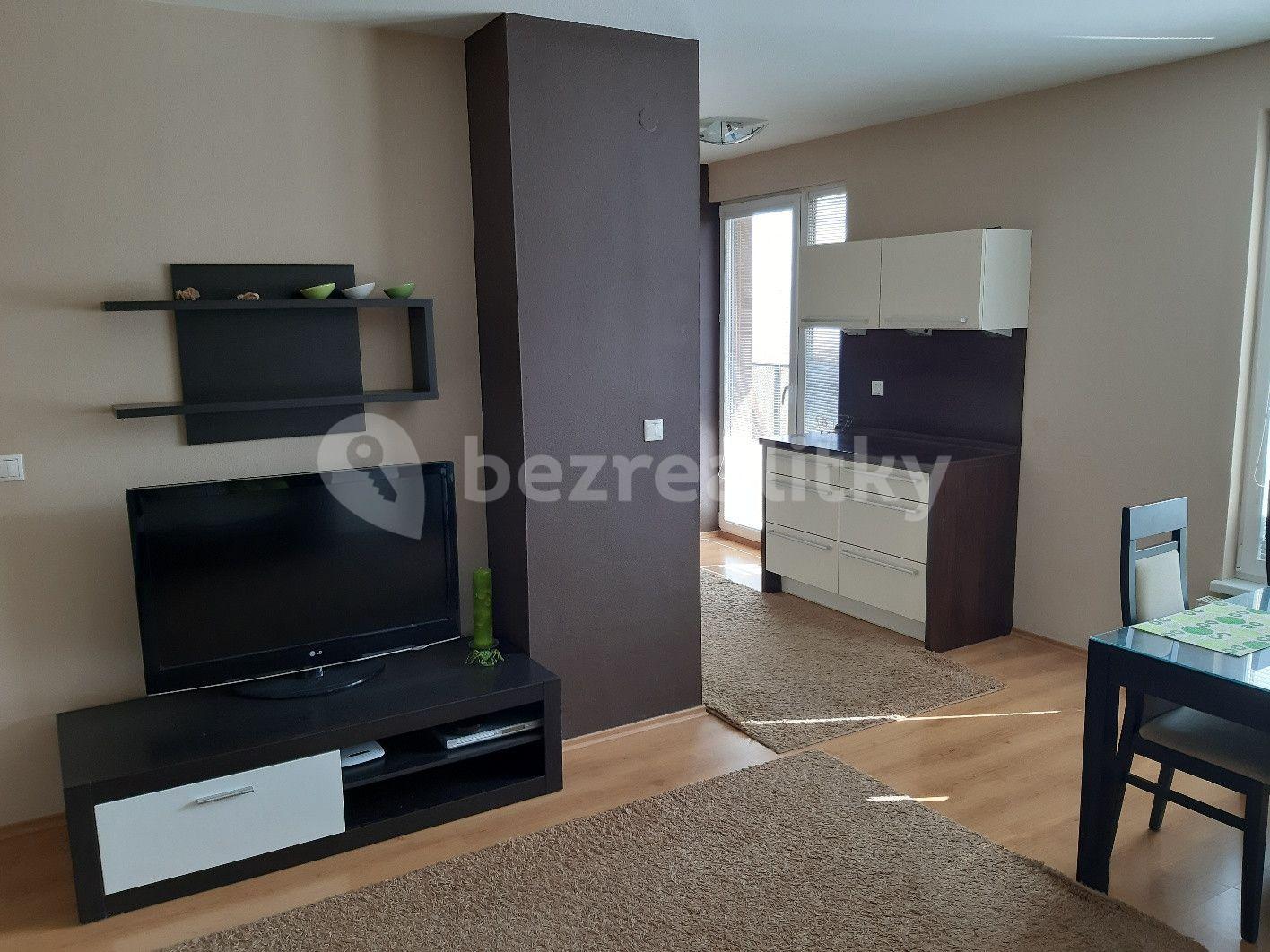 Prenájom bytu 3-izbový 82 m², Trnavská cesta, Ružinov, Bratislavský kraj