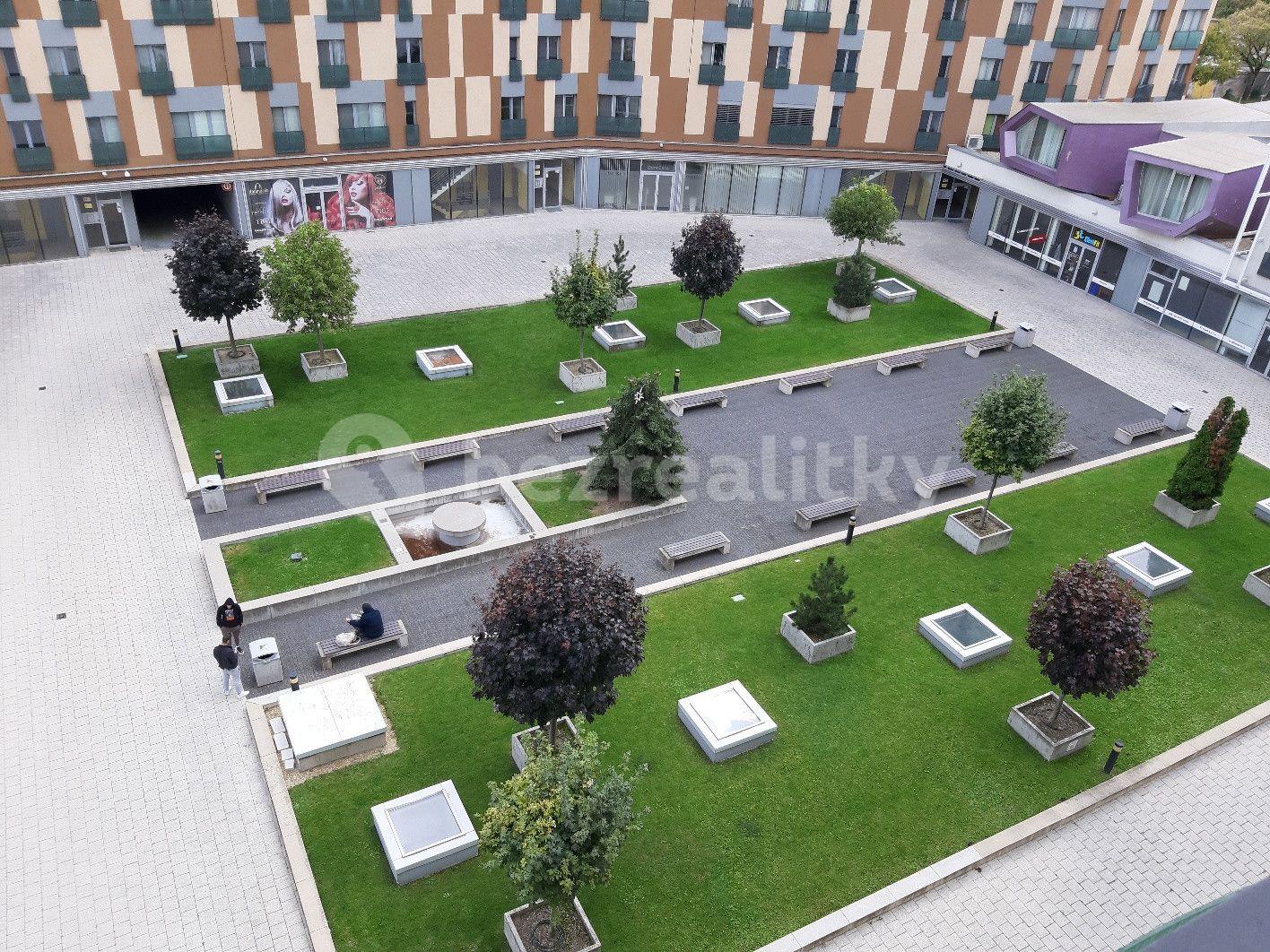 Prenájom bytu 3-izbový 82 m², Trnavská cesta, Ružinov, Bratislavský kraj