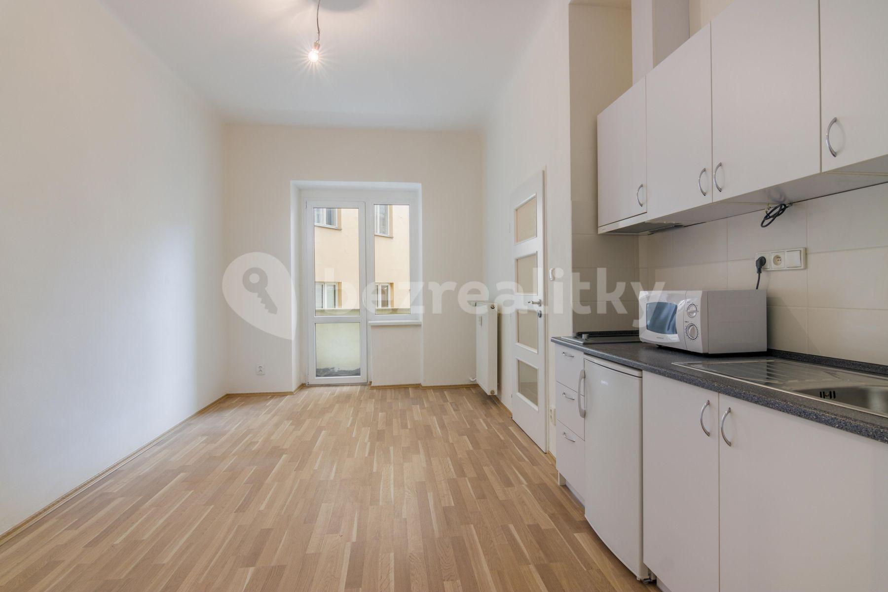 Prenájom bytu 2-izbový 45 m², U Pernštejnských, Praha, Praha