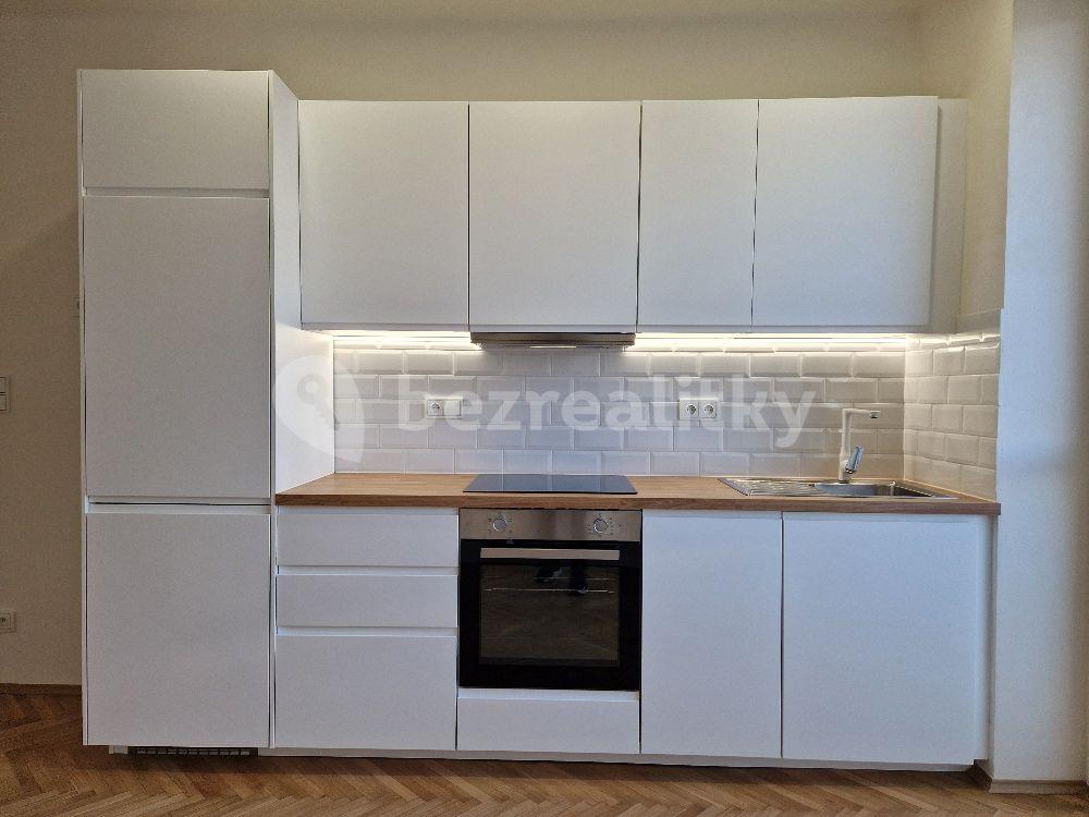 Prenájom bytu 1-izbový 47 m², Litevská, Praha, Praha