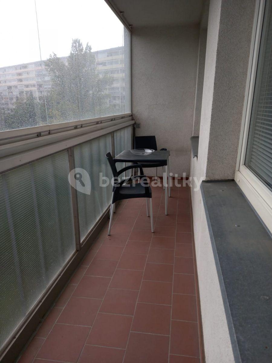 Prenájom bytu 3-izbový 66 m², Jablonecká, Praha, Praha