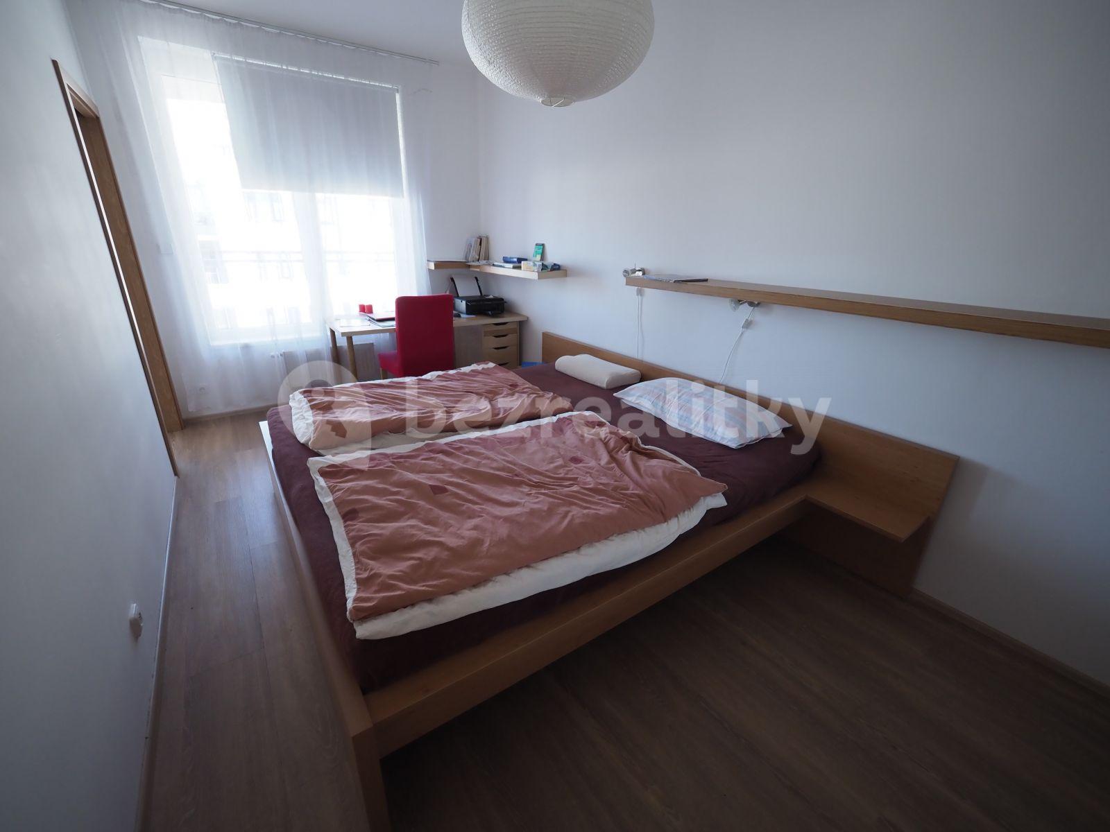 Prenájom bytu 2-izbový 60 m², Honzíkova, Praha, Praha