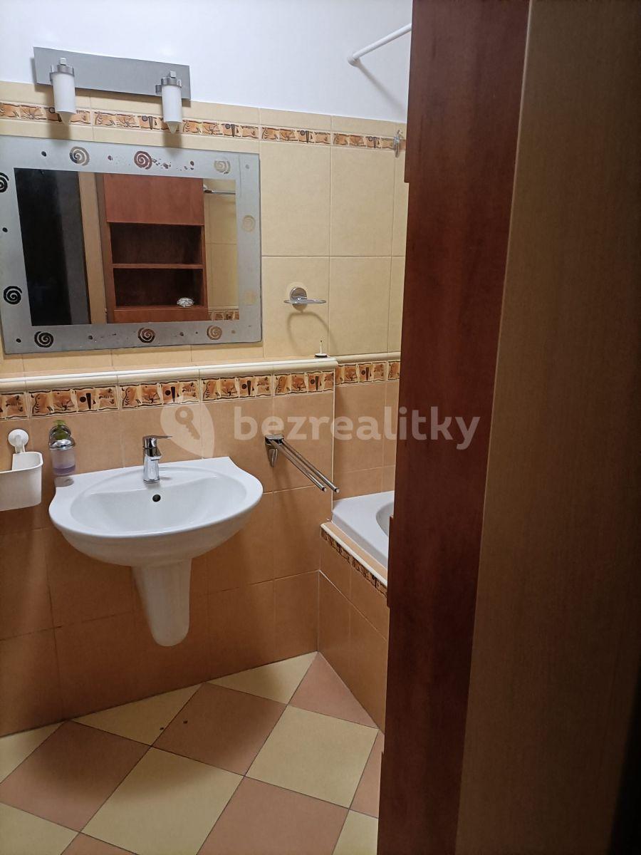 Prenájom bytu 2-izbový 52 m², Pelušková, Praha, Praha