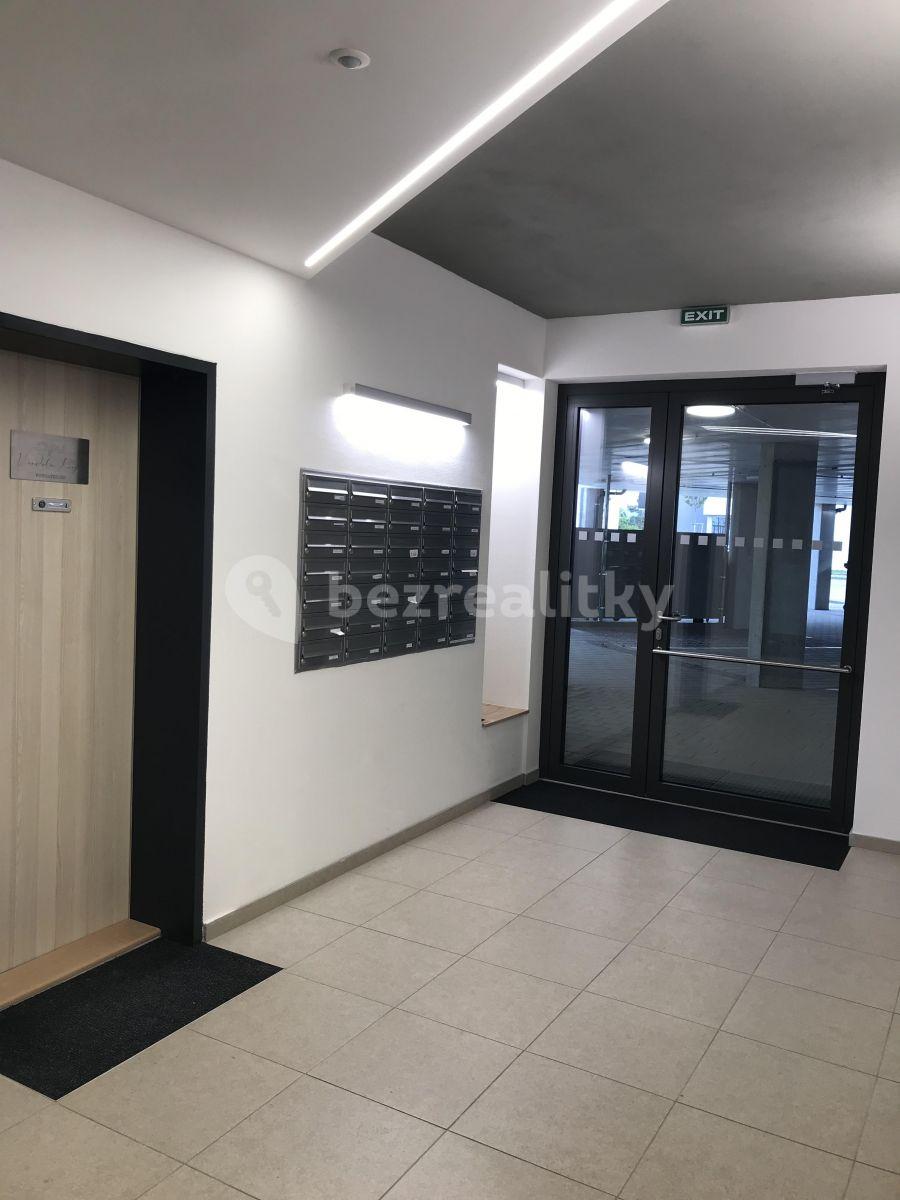 Prenájom bytu 1-izbový 55 m², U Škol, Bučovice, Jihomoravský kraj